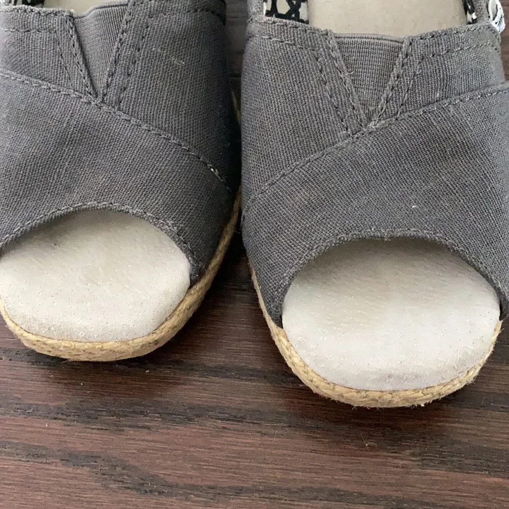 TOMS Calypso Canvas Peep Toe Wedge Espadrille Shoes